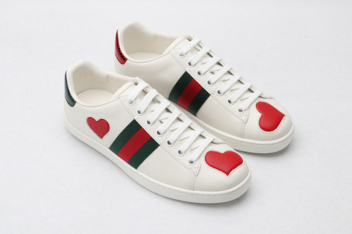 gi ace embroidered low-top sneaker