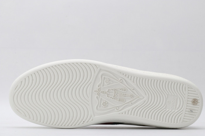 gi ace embroidered low-top sneaker