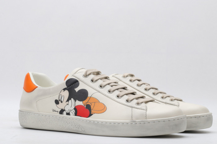 gi ace embroidered low-top sneaker