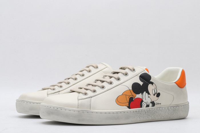 gi ace embroidered low-top sneaker