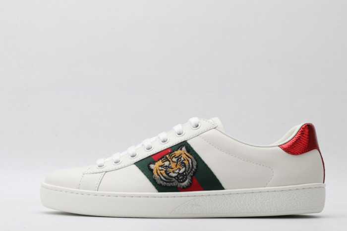gi ace embroidered low-top sneaker
