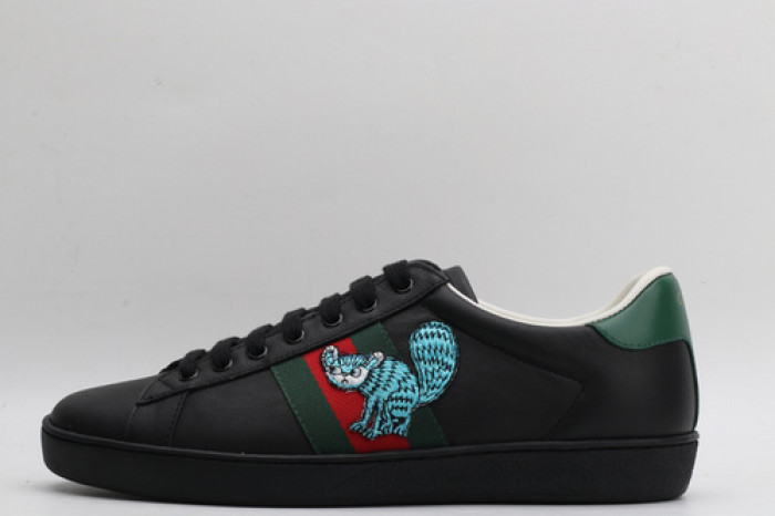 gi ace embroidered low-top sneaker