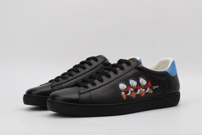 gi ace embroidered low-top sneaker