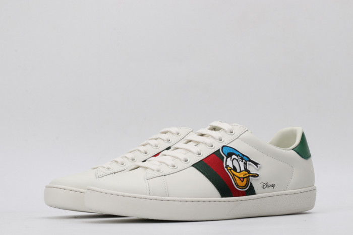 gi ace embroidered low-top sneaker