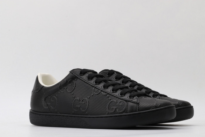 gi ace embroidered low-top sneaker