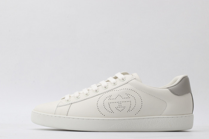 gi ace embroidered low-top sneaker
