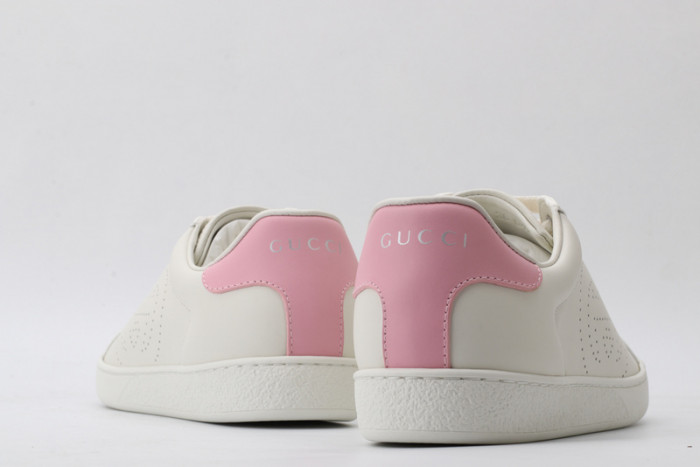 gi ace embroidered low-top sneaker