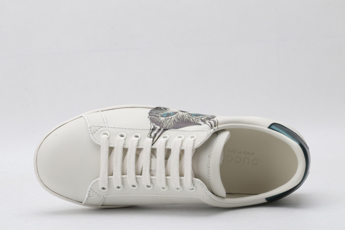 gi ace embroidered low-top sneaker