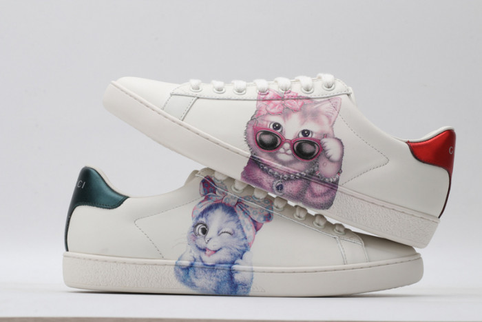 gi ace embroidered low-top sneaker