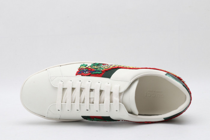 gi ace embroidered low-top sneaker