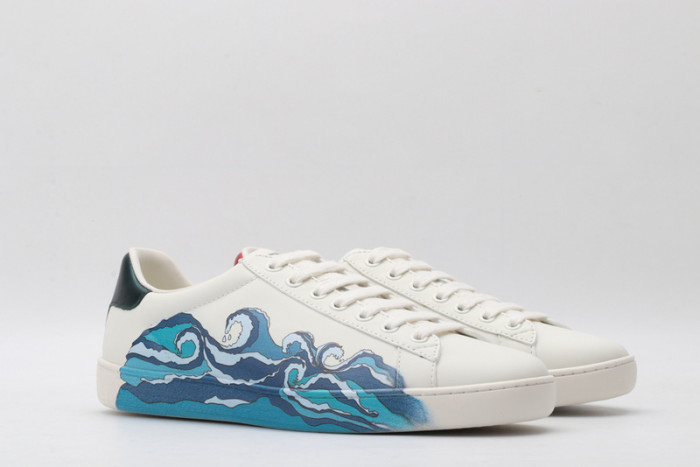 gi ace embroidered low-top sneaker