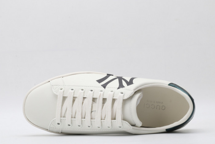 gi ace embroidered low-top sneaker