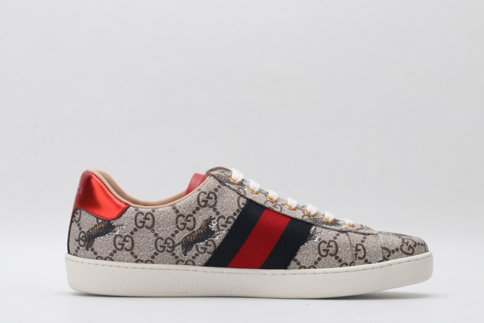 gi ace embroidered low-top sneaker