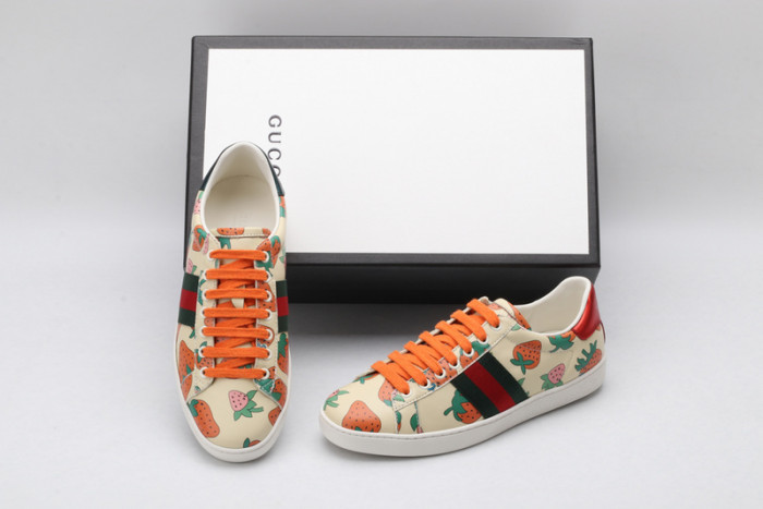 gi ace embroidered low-top sneaker