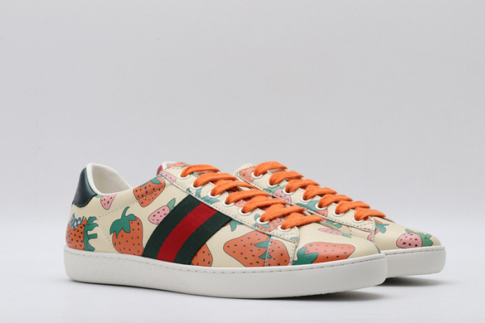 gi ace embroidered low-top sneaker