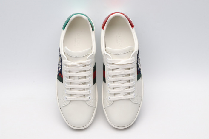 gi ace embroidered low-top sneaker