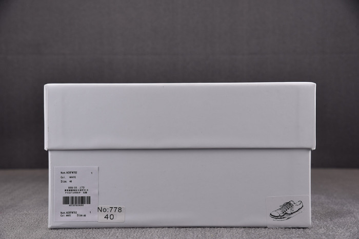 Ma*s*n mihara yasuhiro sneaker