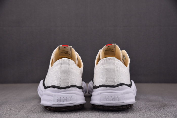 Ma*s*n mihara yasuhiro sneaker