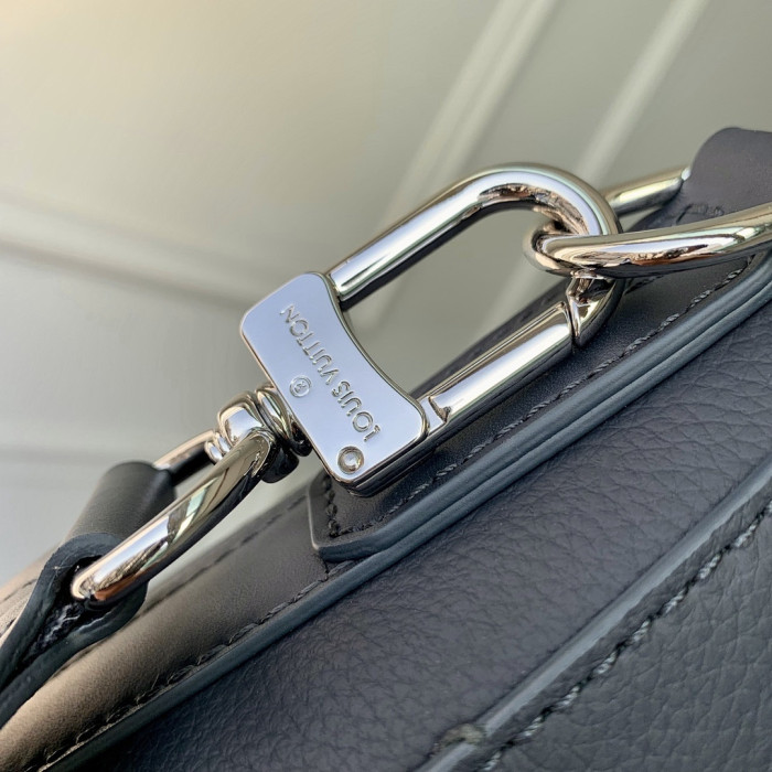 LU VI BAG Messenger 28 x 24 x 10 cm