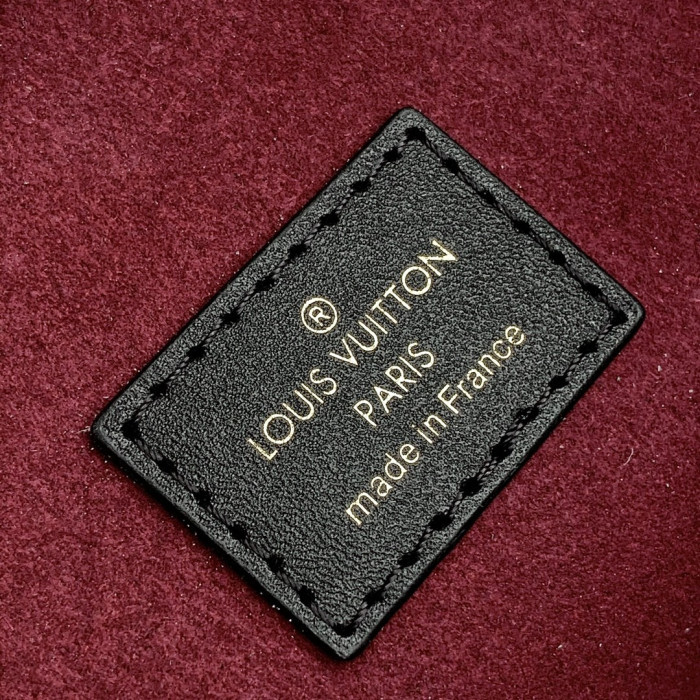 LU VI BAG 26 x 17.5 x 26 cm