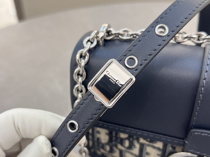 D1OR BAG 25.5×20×6.5cm