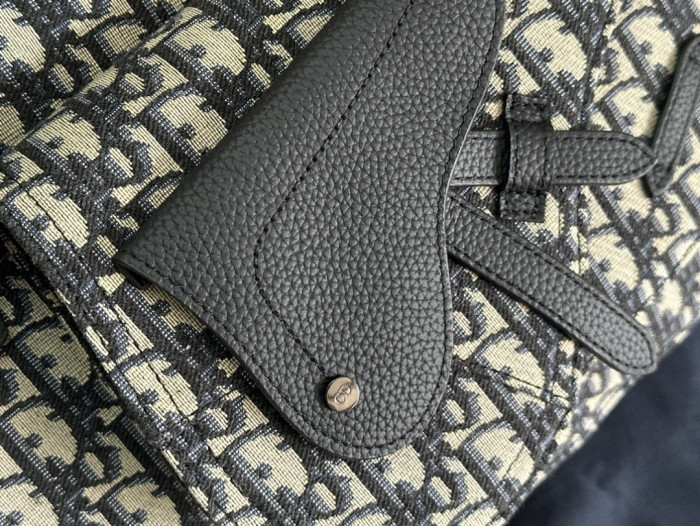 D1OR BAG 33x47x13.5cm