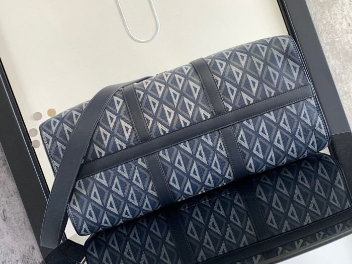 D1OR BAG 50x25x21.5cm