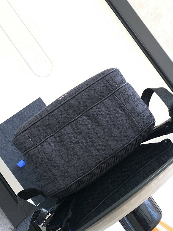 D1OR BAG 26.5x41.5x17.5cm