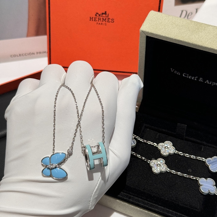 vca bracelet and necklace & H**me5 necklace