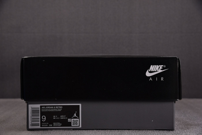 Air Jordan 8 Retro 