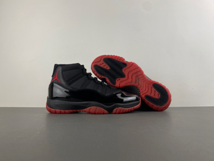 Air Jordan 11 Retro black red 378037-326