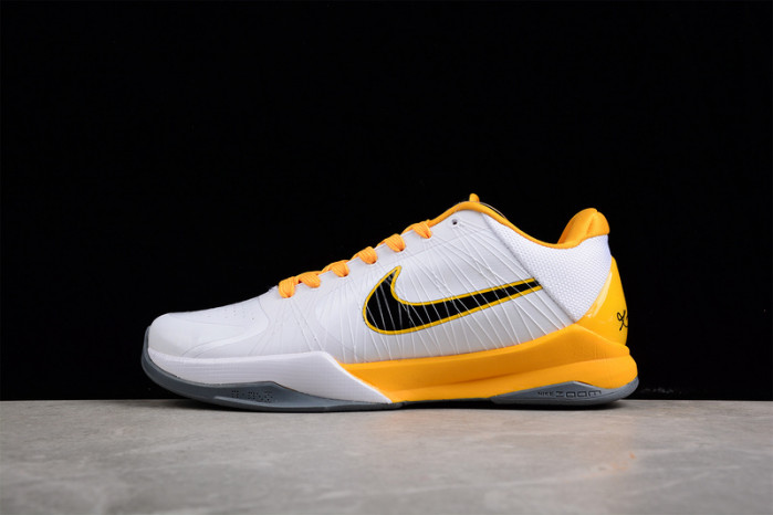 nike kobe zoom v summite white black yellow 386430 104