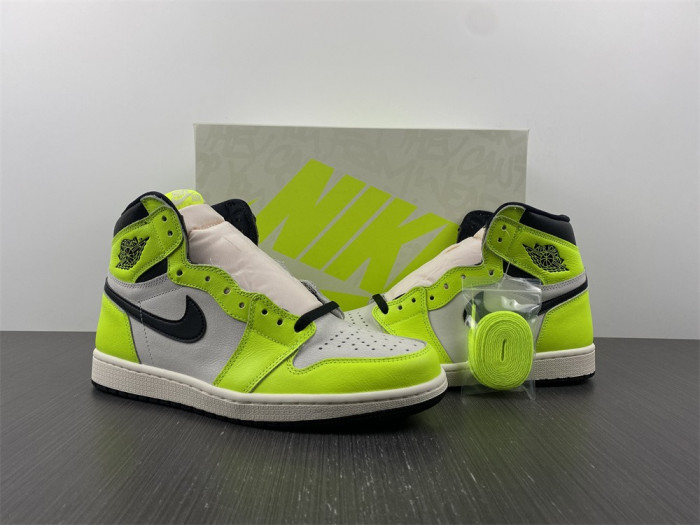 air jordan 1 high og "volt" 555088-702