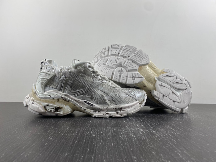 bl runner trainers sneakers