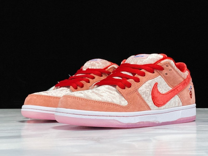 nike sb dunk low strangelove skateboards (special box) - ct2552-800
