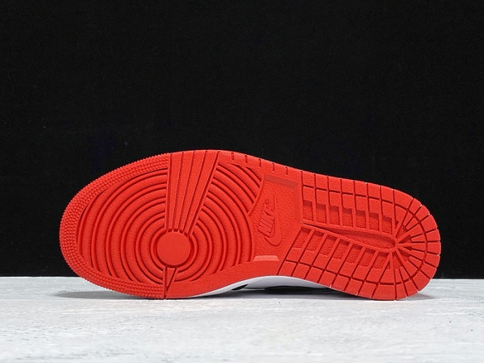 jordan 1 retro high satin black toe - cd0461-016