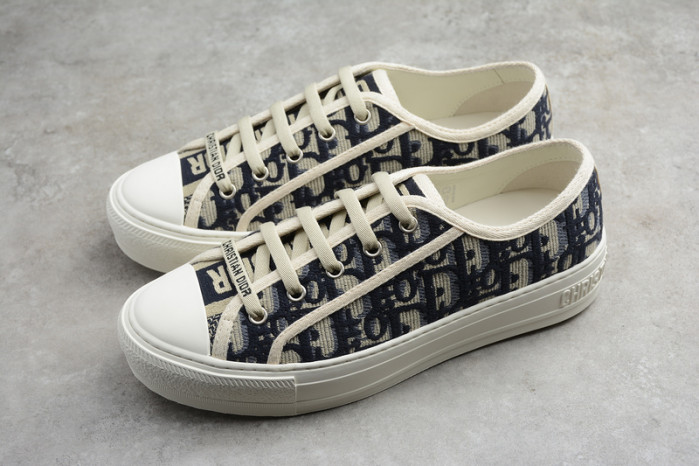 dr b23 homme kaws h903p168