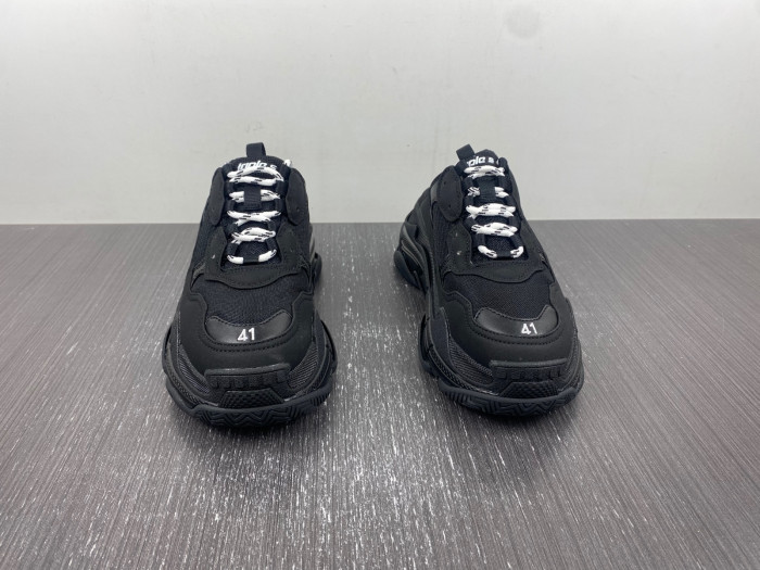 bl triple s trainers sneakers 755686 w3sm2 1000