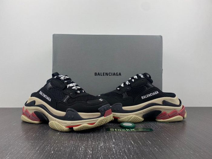bl triple s trainers sneakers 755687 w3sm1 1096