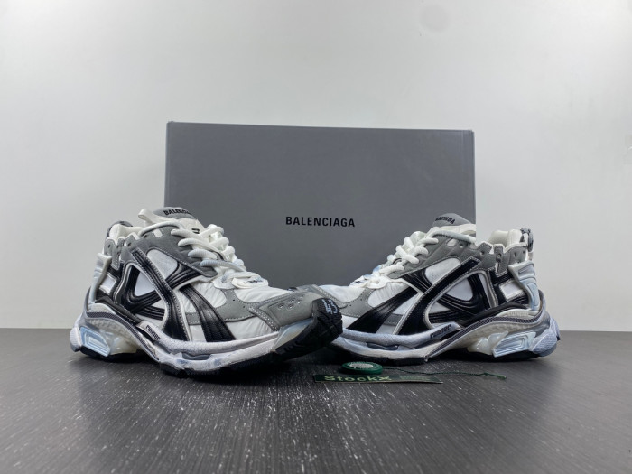 bl runner trainers sneakers