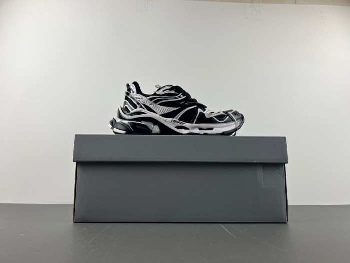 bl runner trainers sneakers