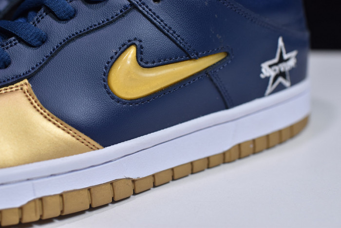 NIKE SB DUNK LOW JEWEL GOLD - CK3480-700