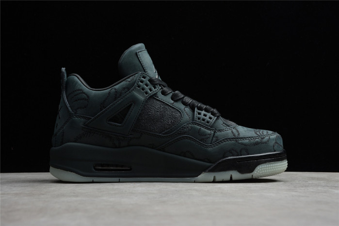 air jordan 4 retro kaws black 930155-001