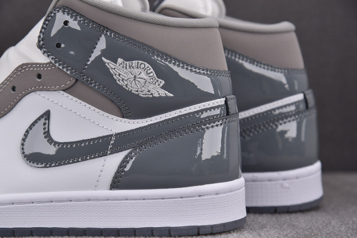 Jordan 1 Mid SE White Medium Grey Cool Grey HF3216-100