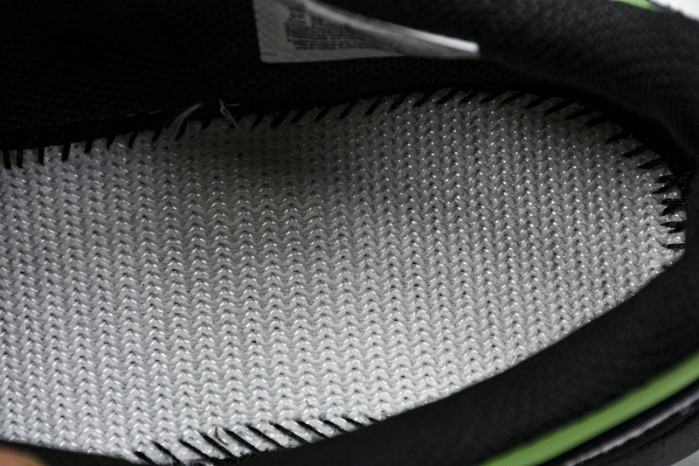 Travis Scott x Nike Zoom Field Jaxx HQ3061-104