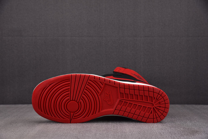 Air Jordan 1 Retro 85 