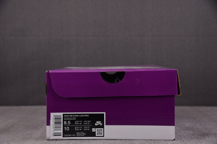 Nike SB Dunk Low Pro 