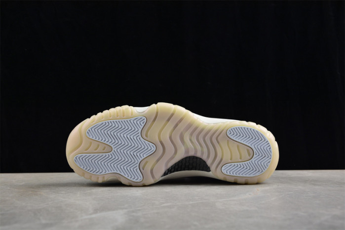 AIR JORDAN 11 LOW CNY YEAR OF THE SNAKE HQ7000-001