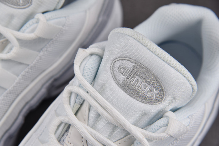 NIKE AIR MAX 95 ESSENTIAL WHITE GREY FOG CT1268-100