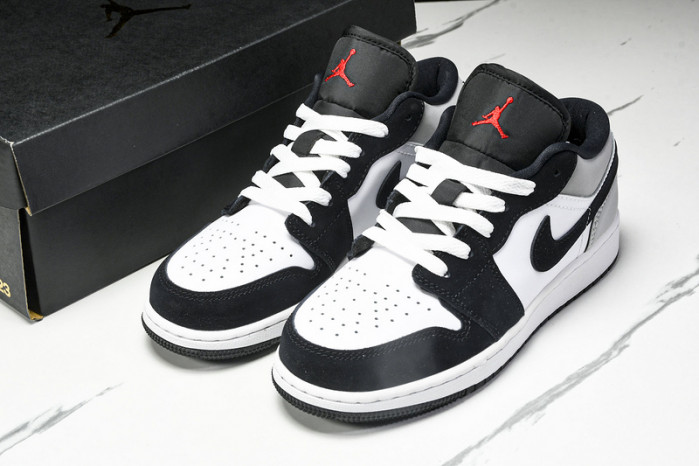 AIR JORDAN 1 LOW PANDA TOE HF3188-106